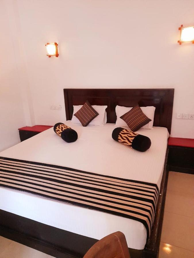 Heritage Rangiri Villa Dambulla Esterno foto