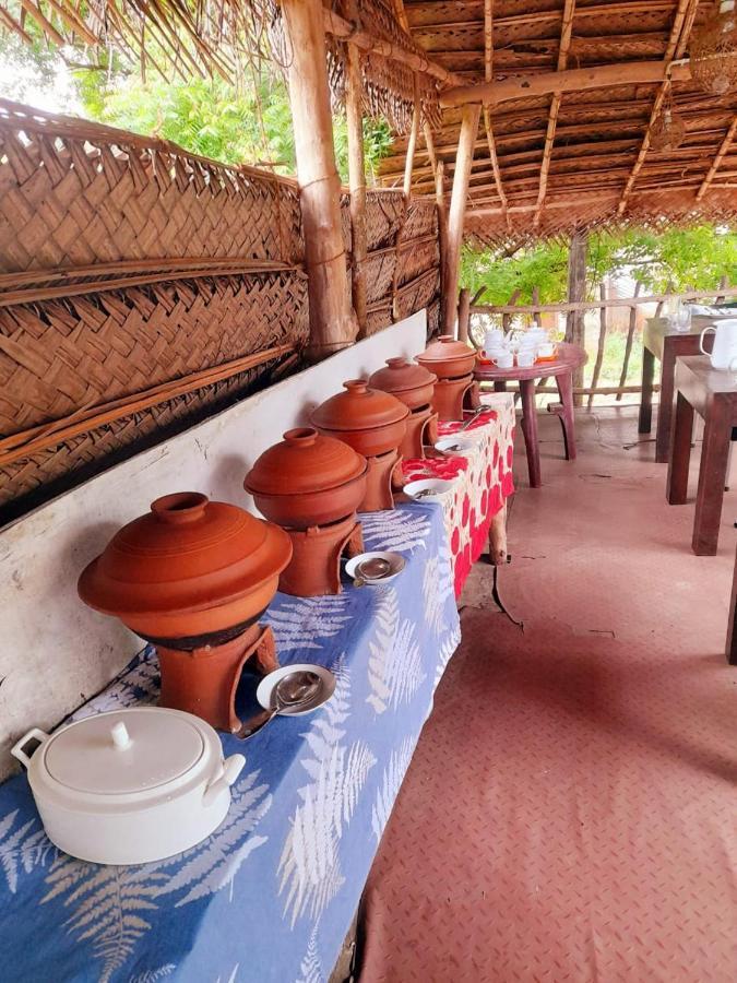 Heritage Rangiri Villa Dambulla Esterno foto